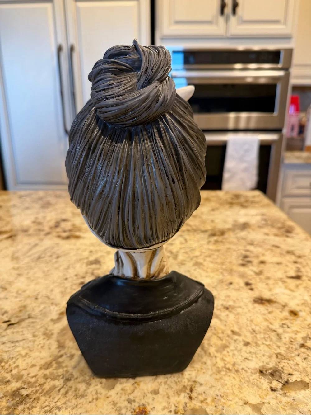 Vintage-Inspired Black & White Skull Rockabilly Style Bust Decorative Accent